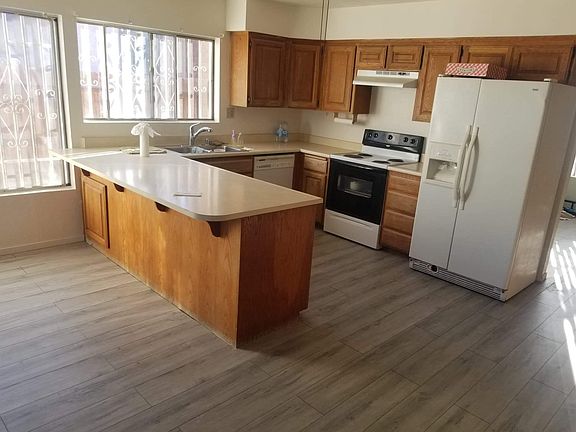 4th image of 2605 Camino De Las Palmas