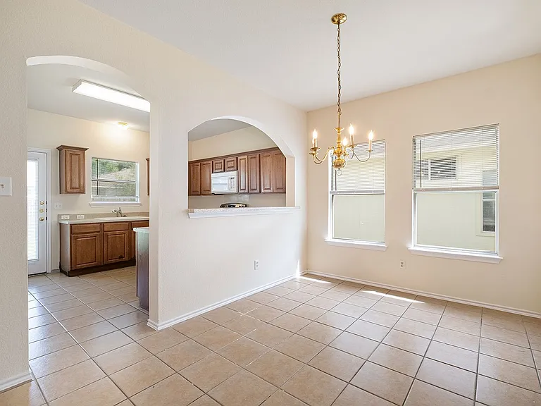 13205 Marie Ln — Photo 4