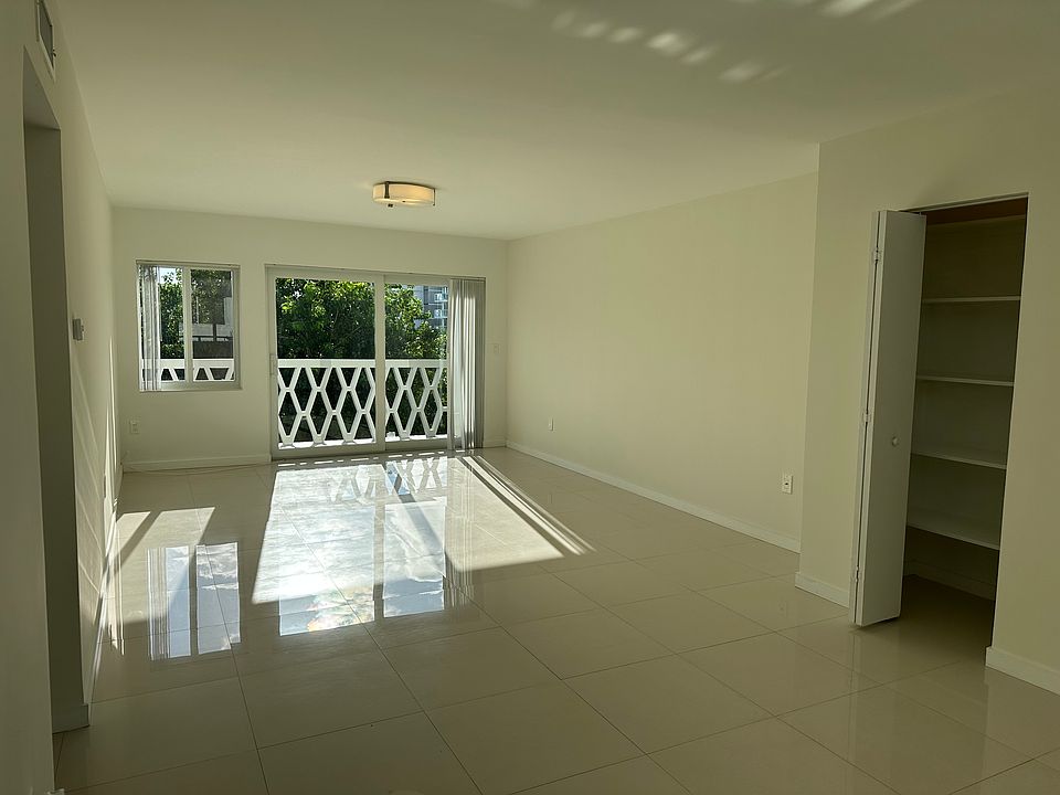 1st image of 10001 W Bay Harbor Dr APT 407