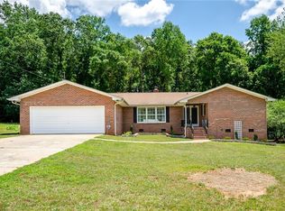 122 Arnold Dr, Anderson, SC 29621
