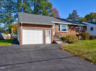 2078 Rensselaer Ave, Schenectady, NY 12303