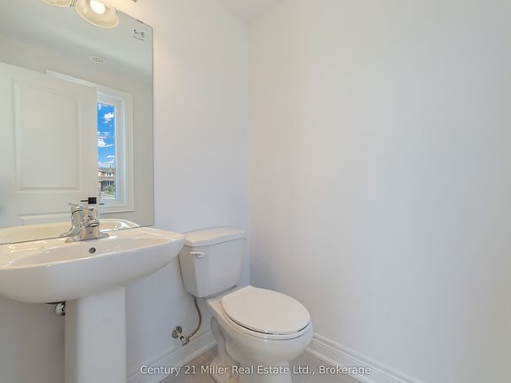 3rd image of 2140 Trafalgar Rd #48