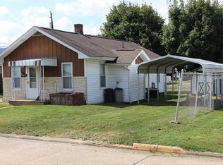 702 Howard St, New Martinsville, WV