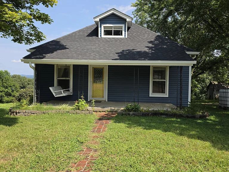 3500 Clear Springs Rd — Photo 1