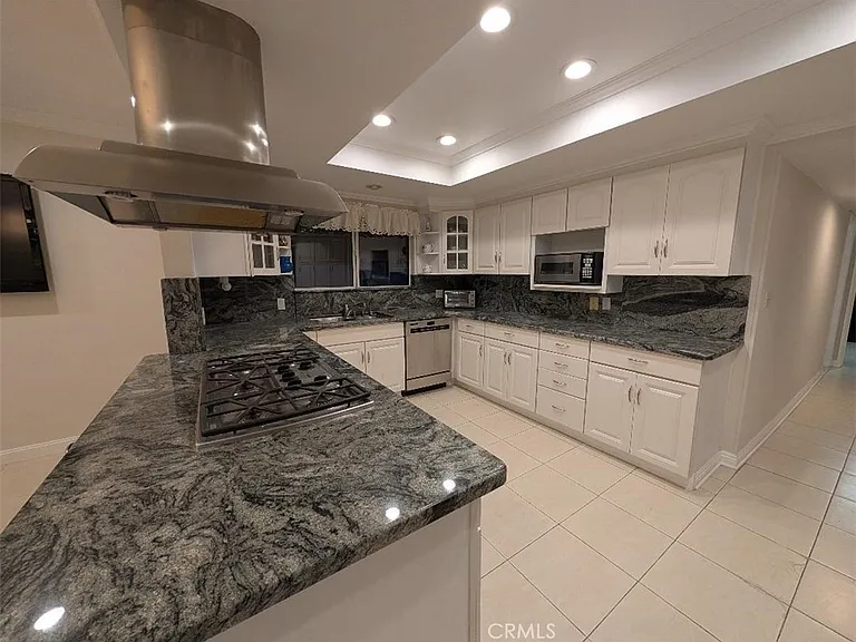 17976 Medley Dr — Photo 9