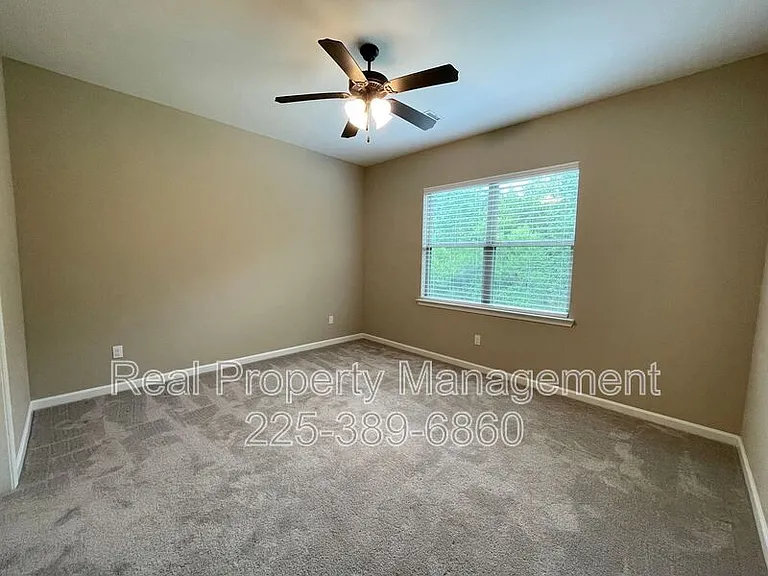 17414 Berkshire Dr — Photo 6