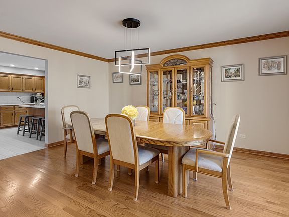 5th image of 21393 Bramble Dr