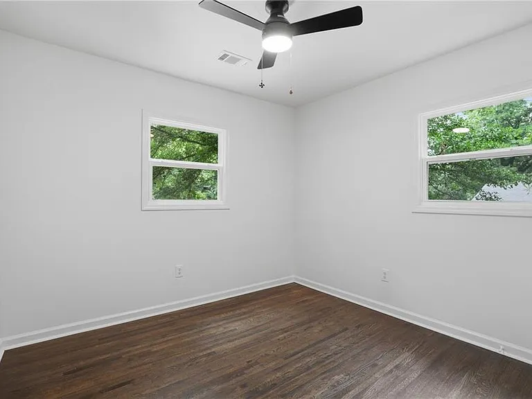 3270 Belfort Rd SE — Photo 21