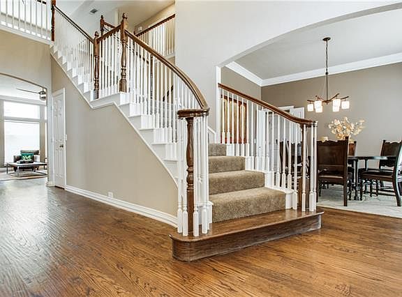 4th image of 5925 Whittingdon Pl