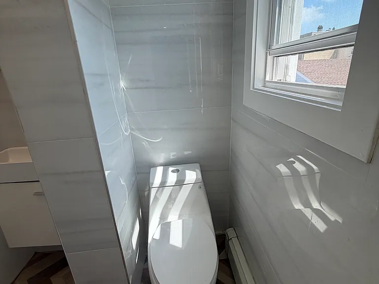 28 Dales Ave #3 — Photo 6