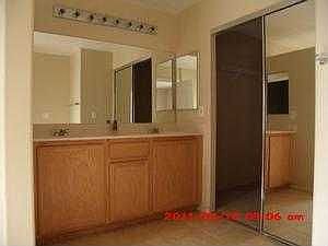 3rd image of 7405 Mariposa Grove St