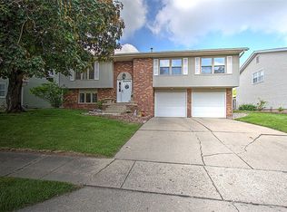 1051 Veech Ln, Decatur, IL 62521