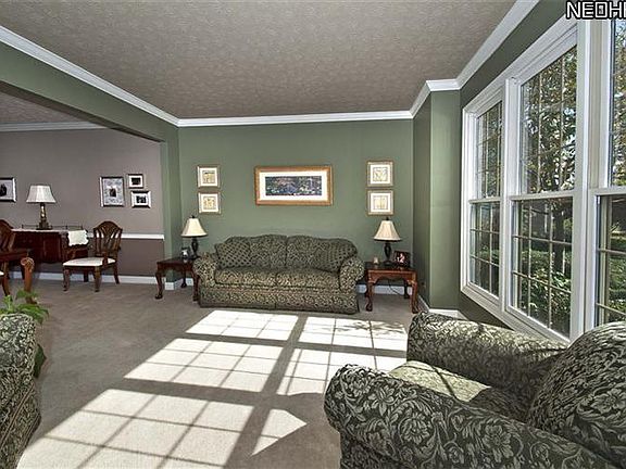 4th image of 29882 Adams Ln
