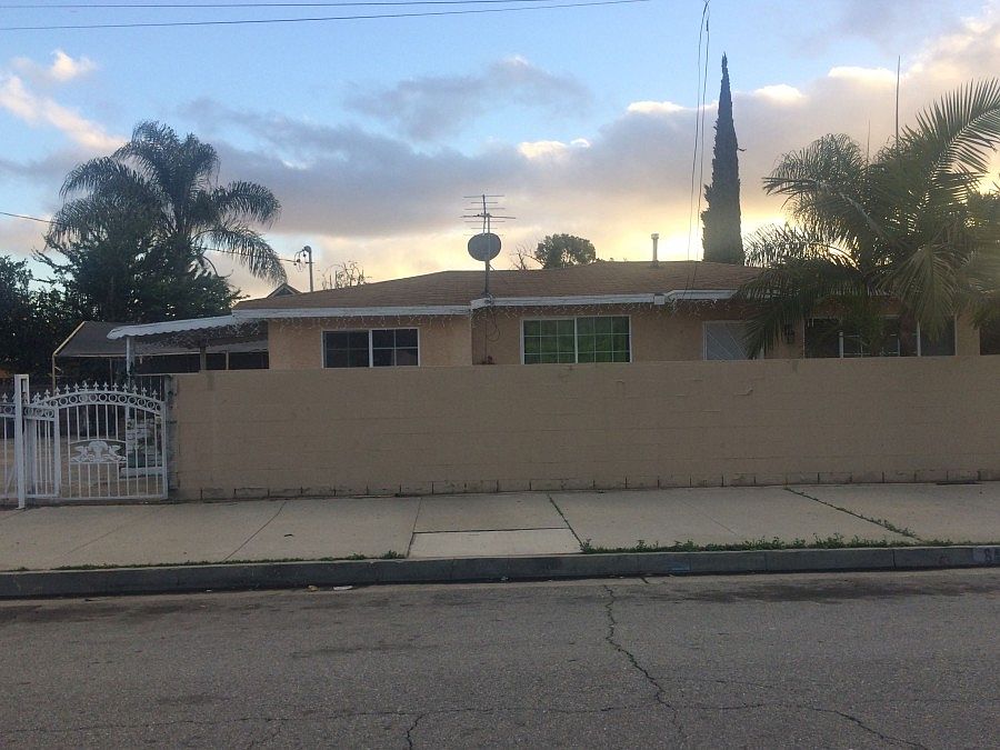 1st image of 840 W Monterey Ave