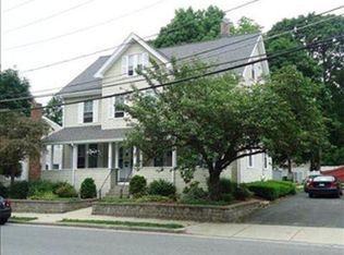 23 Mishawum Rd, Woburn, MA 01801