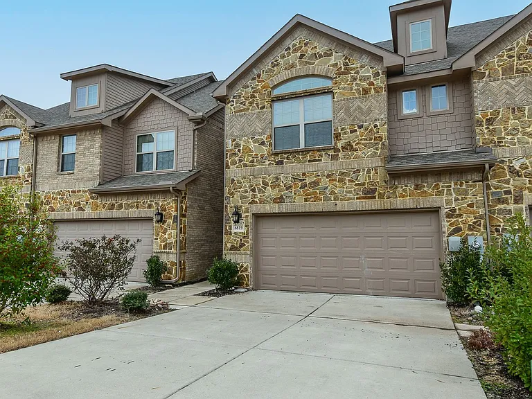 6819 Jade Dr — Photo 2