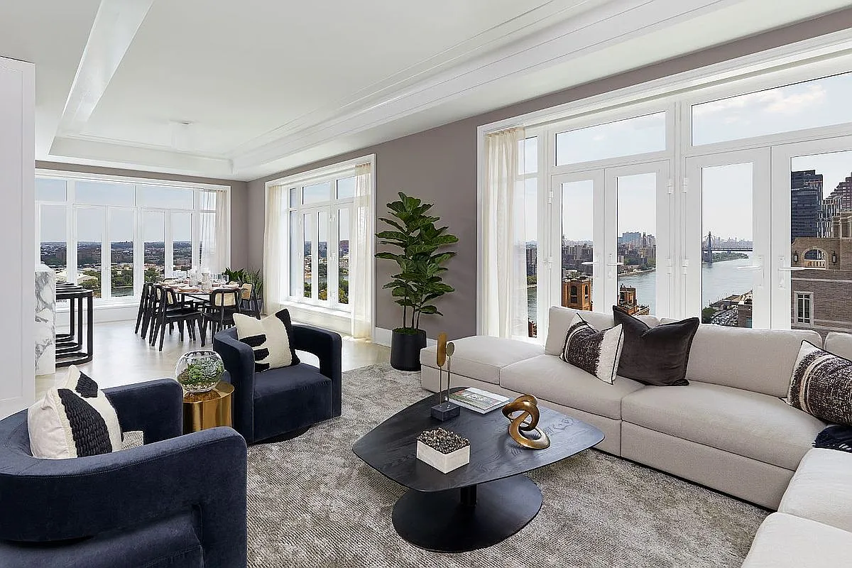 40 E End Ave #8A photo 1