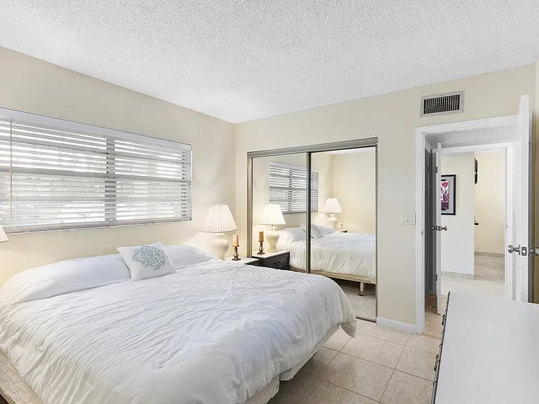 3 Abbey Ln #102 — Photo 13