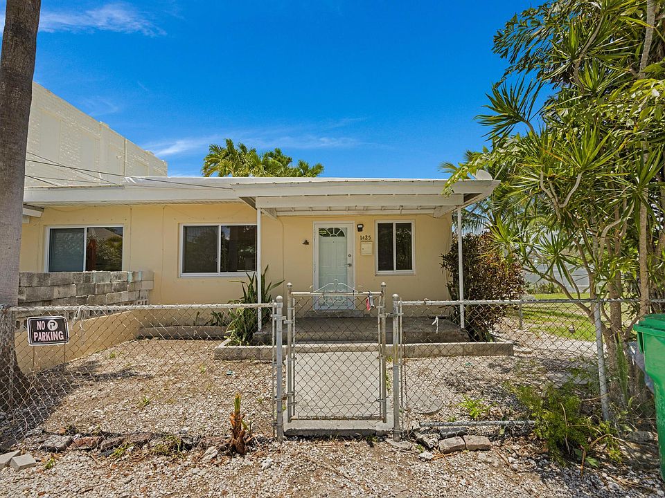 1st image of 1421-1425 2nd St