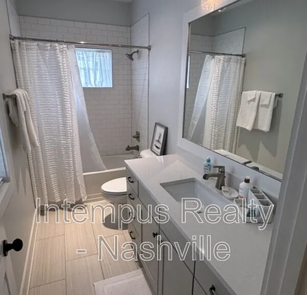 928 Southside Pl — Photo 20
