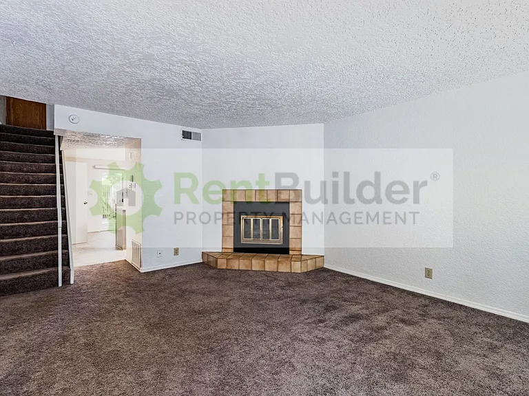 6041 Sequoia Rd NW #D10 — Photo 3