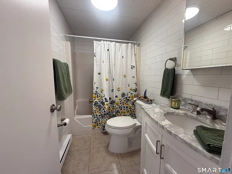 156 Garfield Ave — Photo 4