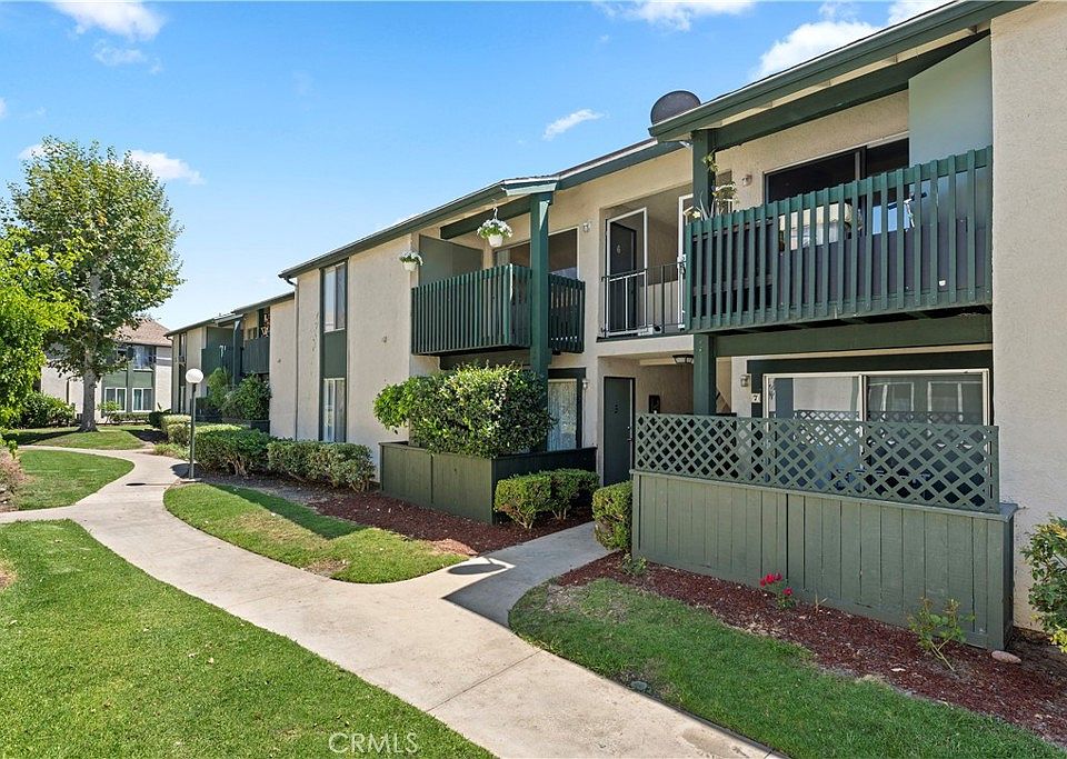 1st image of 23282 Orange Ave APT 6