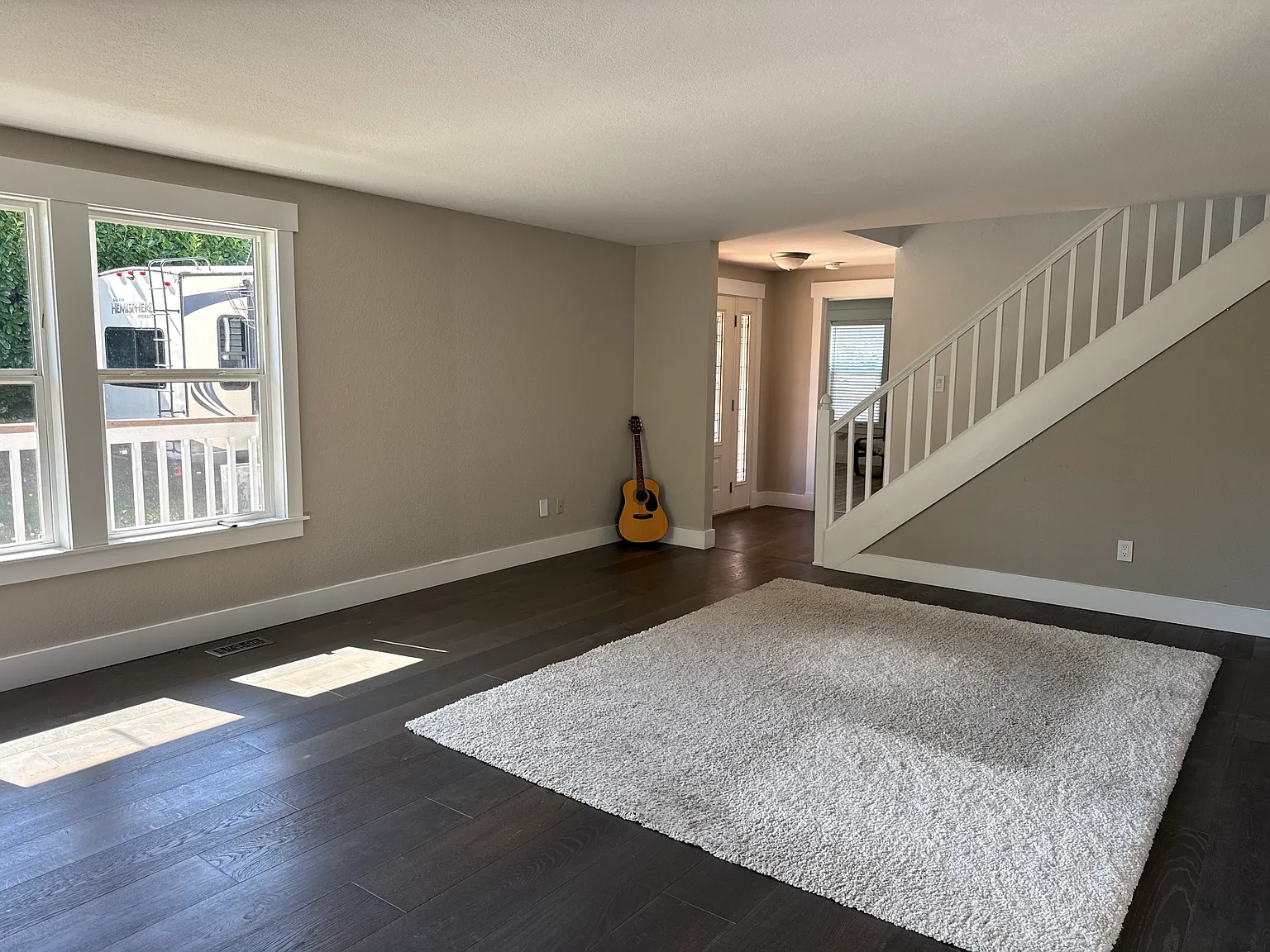 3 bed, 2.5 bath, 2632 sqft, $3,350 — Photo 3