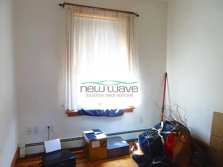 95 E Brookline St #4 — Photo 6