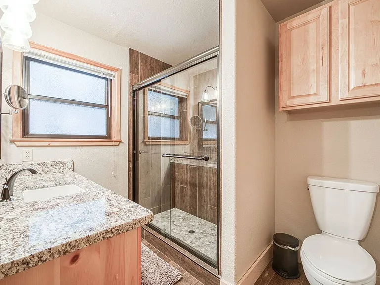 12055 Schussing Way — Photo 12