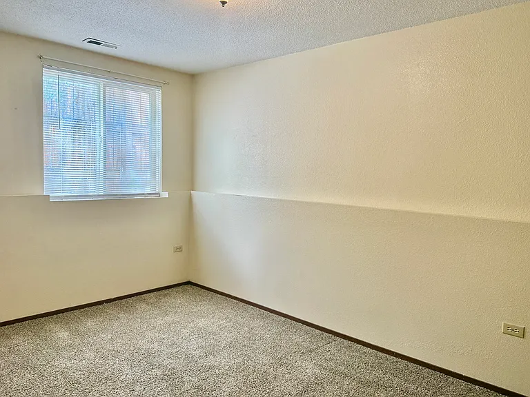 514 E Harney St #D — Photo 13