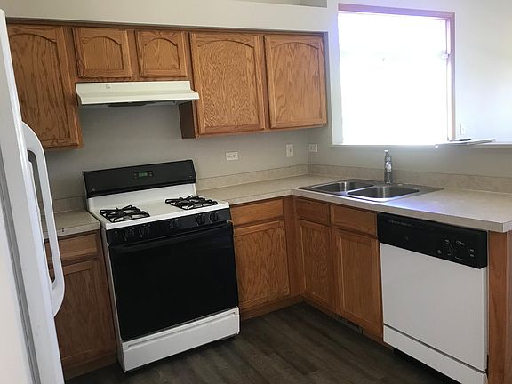 3rd image of 2181 Rebecca Cir