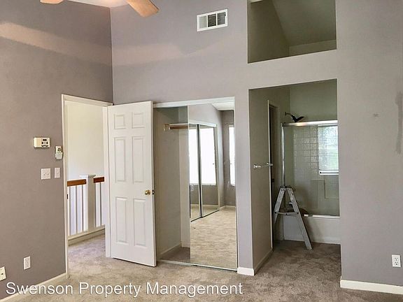 3rd image of 4555 Mangrove Dr