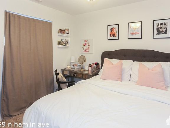 4th image of 2959 N Hamlin Ave #1521