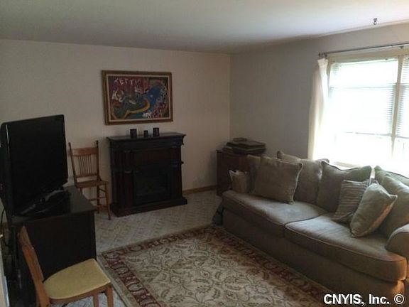 4th image of 3023 Peony Farm Ln