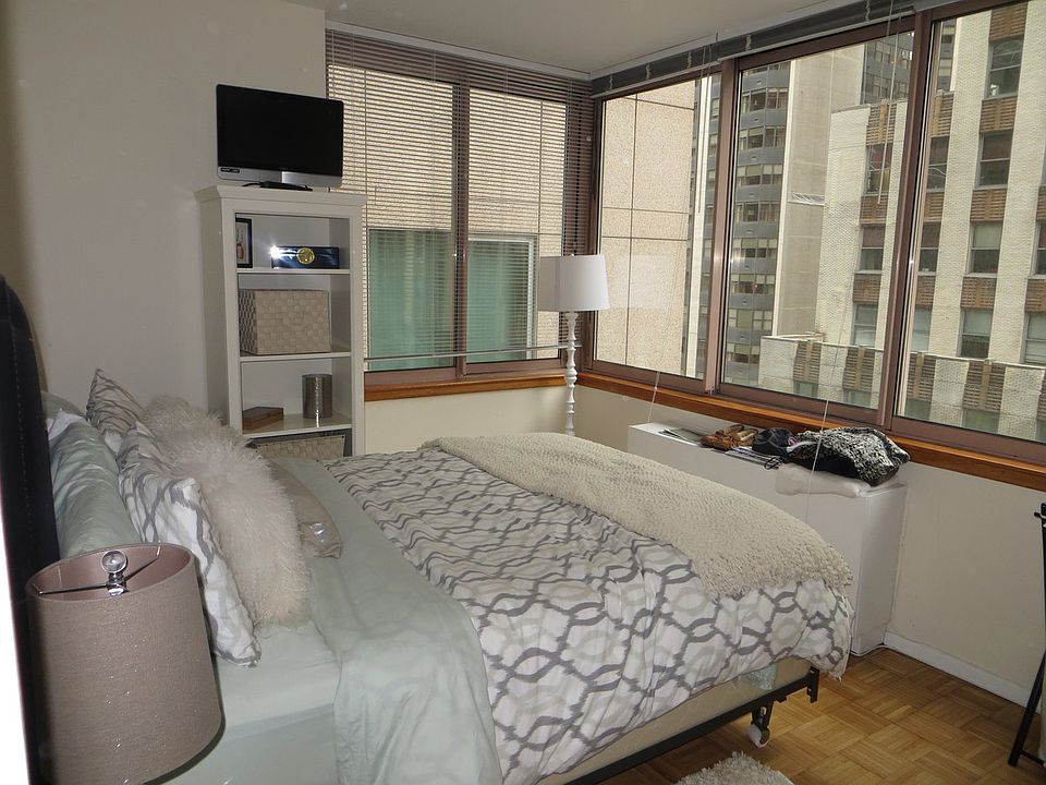 1st image of 235 E 40th St APT 11D