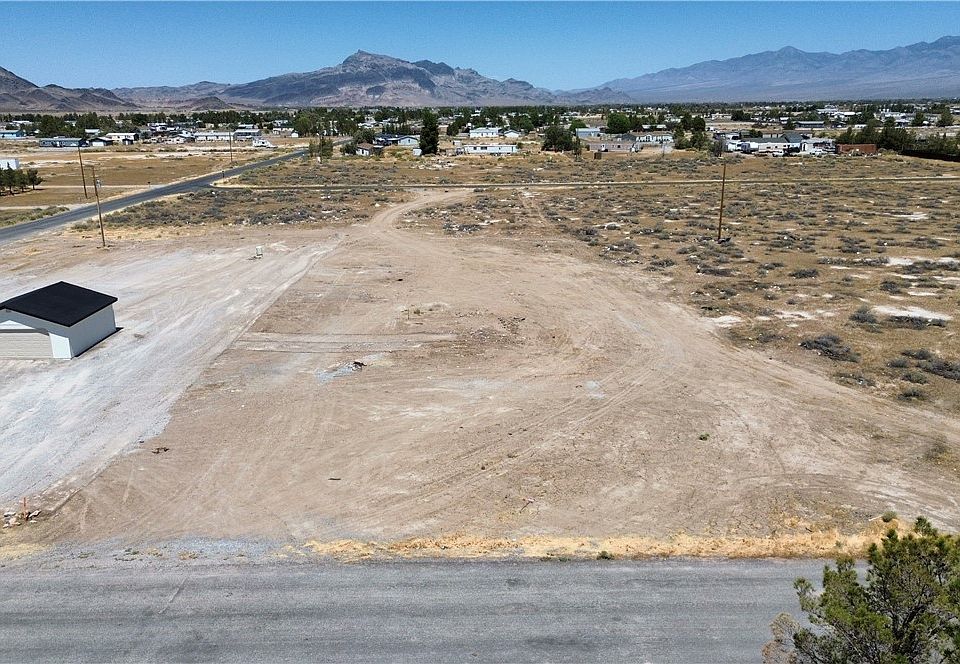 1st image of 3450 W Medicine Man Rd