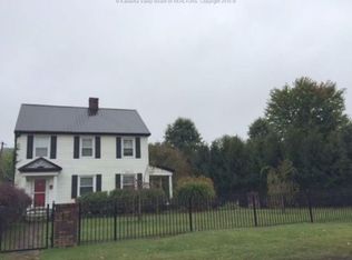 1908 Jefferson Blvd, Point Pleasant, WV 25550