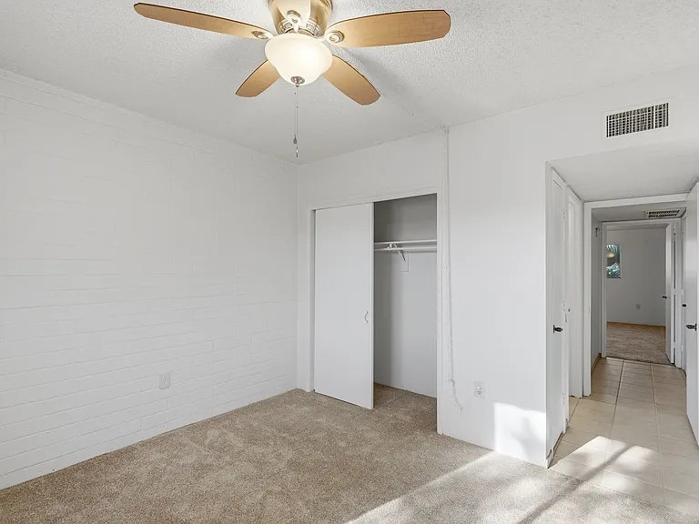 359 N Calle Del Chancero — Photo 7
