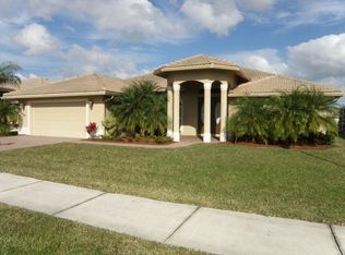 349 SW Quiet Woods, Port Saint Lucie, FL 34953