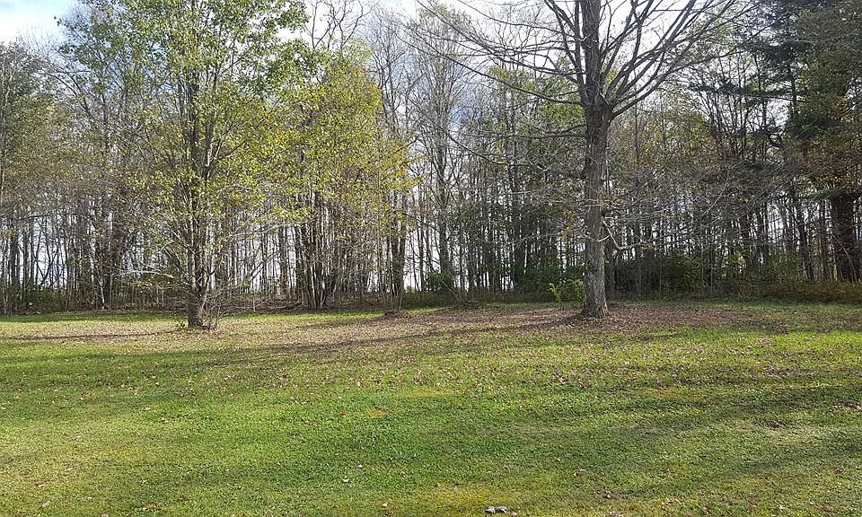 1st image of 139 N Hollow Hts