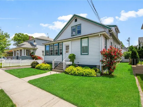 218 2nd Ave Floor 1, Pelham, NY 10803