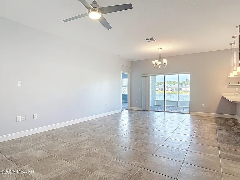 5644 Estero Loop — Photo 9