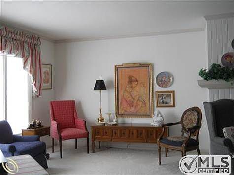 551 BALLANTYNE 004 (Small).jpg