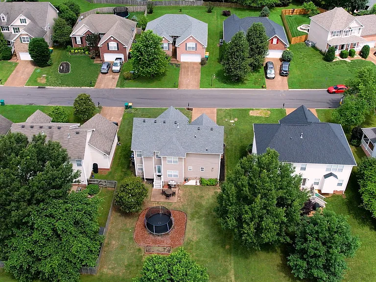 2259 Dewey Dr — Photo 40