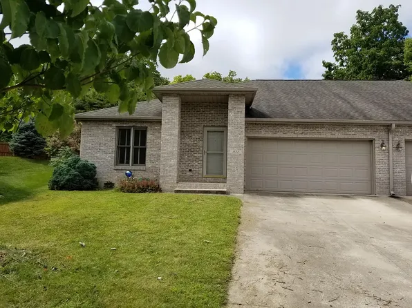 811 S Silverwood Rd, Muncie, IN 47304