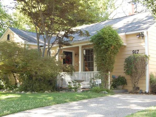 917 McClatchy Way, Sacramento, CA 95818