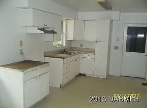 5th image of 607 Cassin Ave