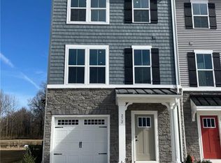 272 Tern Ave, Portsmouth, VA 23701