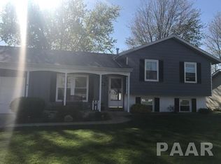 2709 S High Meadow Dr, Peoria, IL